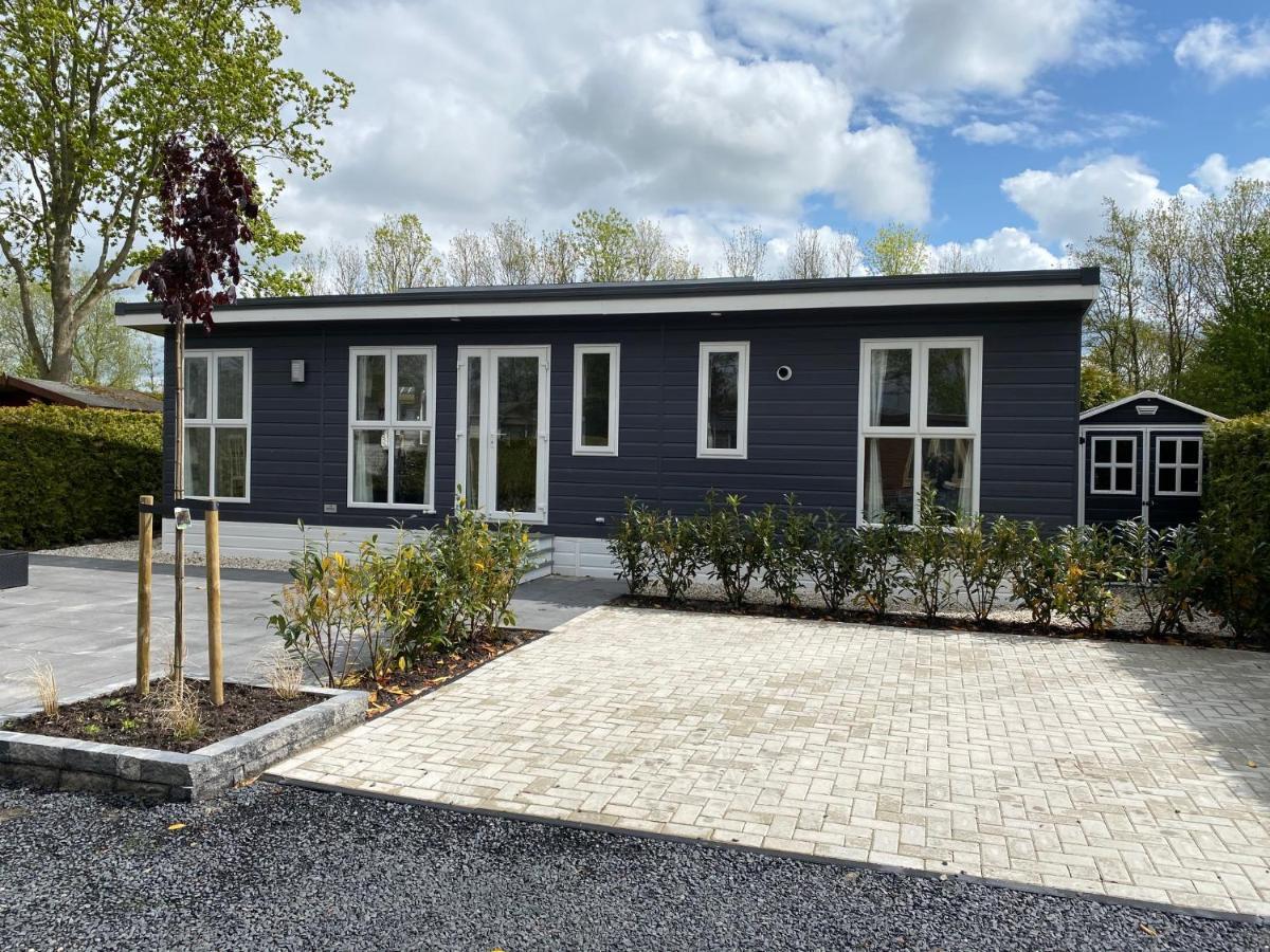 De Friese Wadden Hotell Tzummarum Exteriör bild